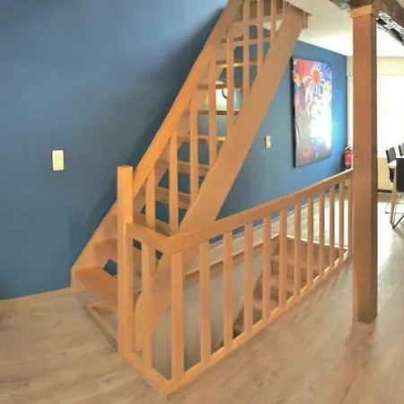 The Little - - بيت للعطل *