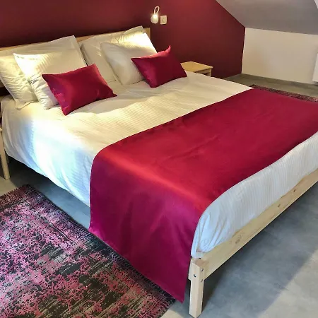 بيت للعطل The Little - - مالميدي