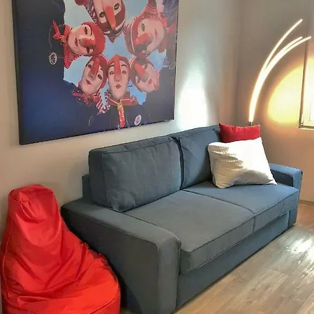 The Little - - Tatil Evi